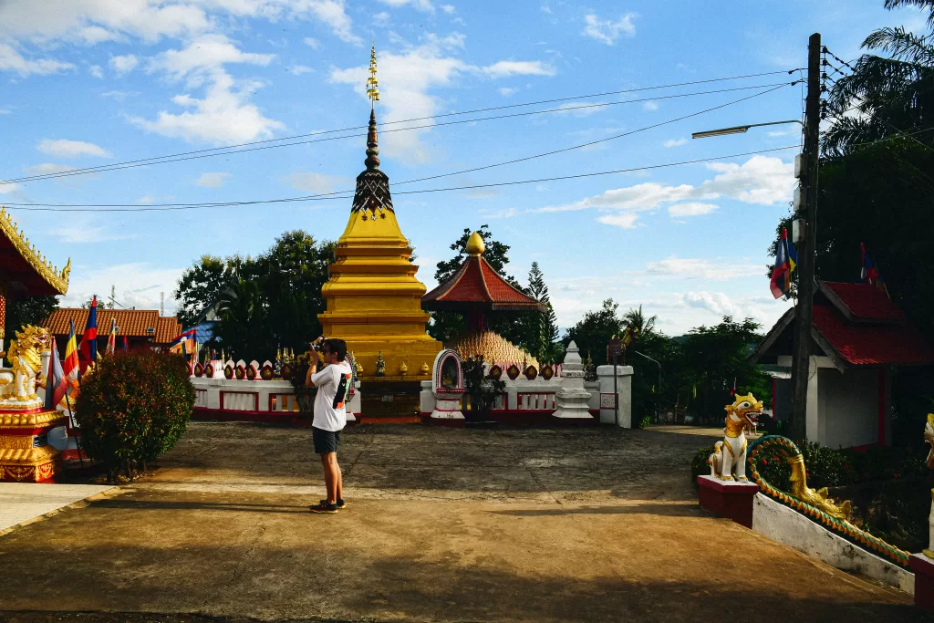 temple huay xai
